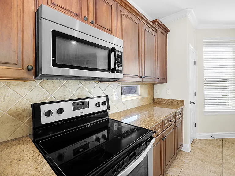 13 Dominica Ct — Photo 20