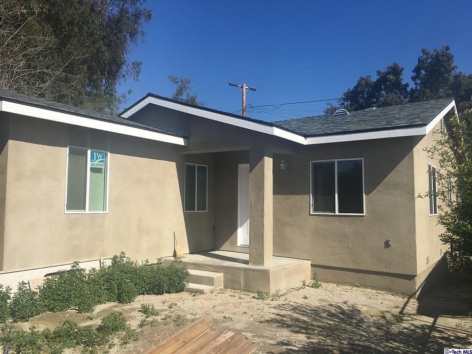1st image of 334 N Marianna Ave