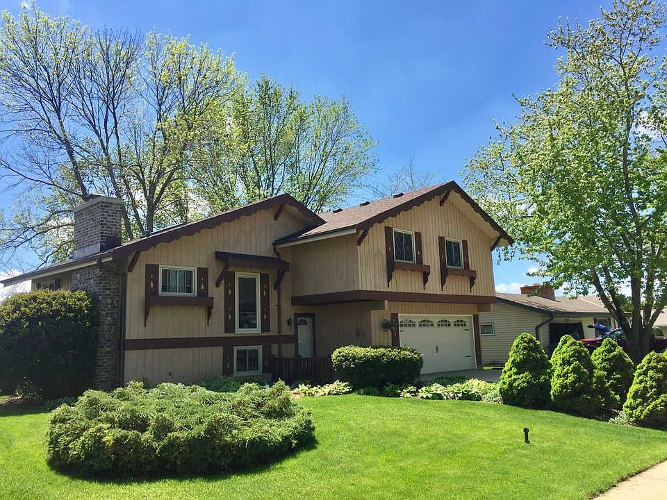 1st image of 305 E Parkway Estates Dr