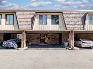 24 Cour Madeleine, Palos Hills, IL 60465