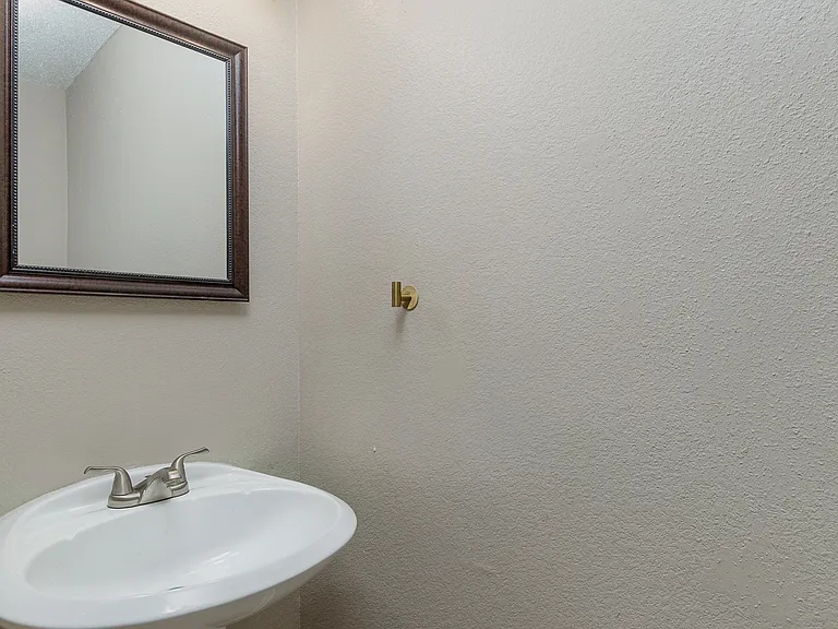 2228 Bradford Pear Dr — Photo 18