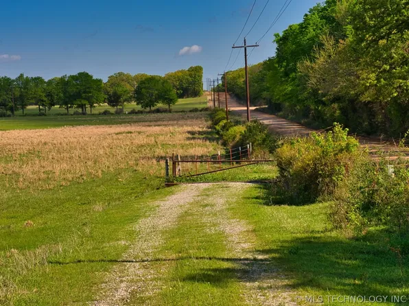 W Boggy Depot Rd, Atoka, OK 74525