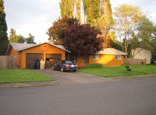 20055 SW Rock Dr, Beaverton, OR 97003