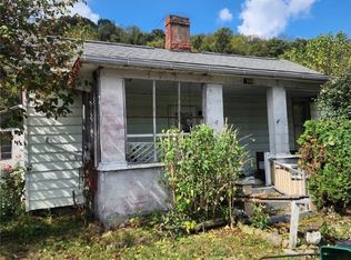 200 Central Ave, Tiltonsville, OH 43963