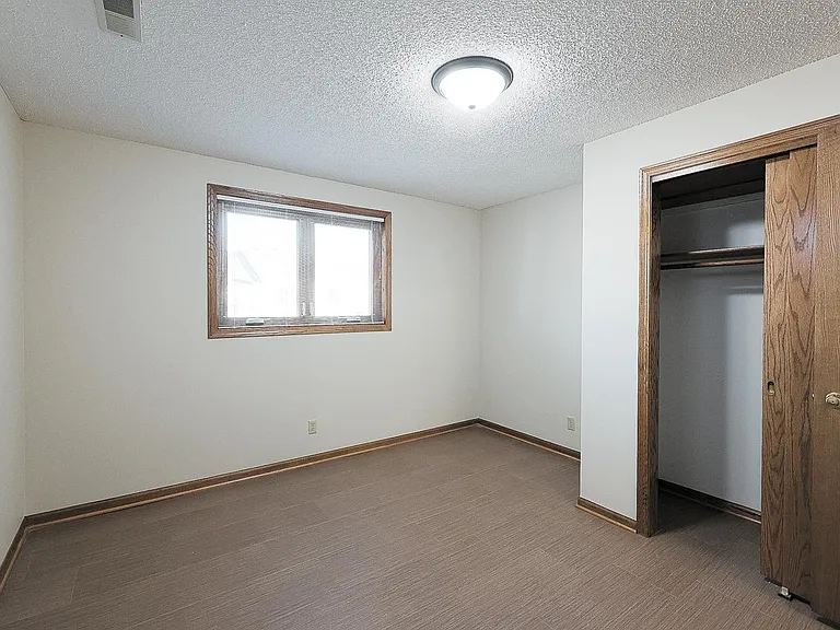 3222 S 51st Pl — Photo 23