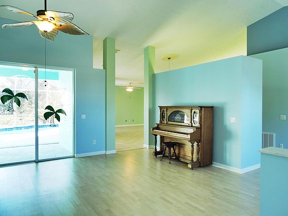 3rd image of 4675 NW Gimlet Avenue