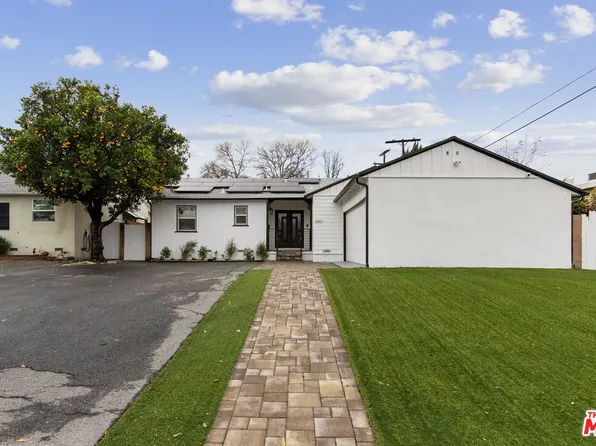 6565 Randi Ave, Canoga Park, CA 91303