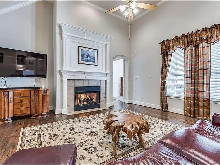 1026 Pedernales Trl — Photo 5
