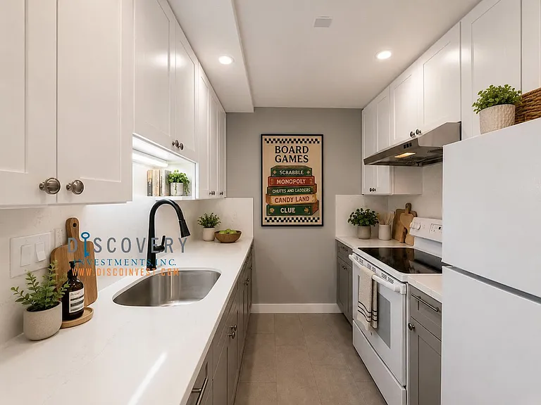 Bancroft Ave. 562 — Photo 9