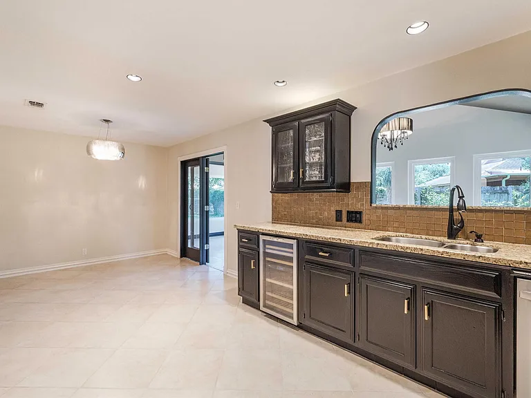 3215 Sesbania Dr — Photo 10
