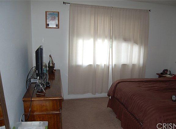 4th image of 676 Paseo La Perla
