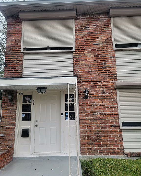 1st image of 99 New England Ct