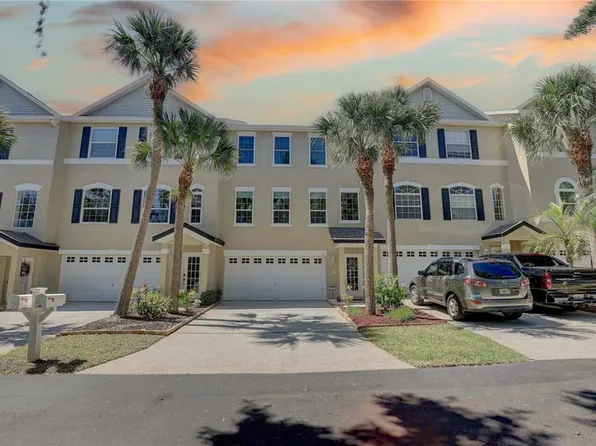 29 Seagrape Cir, Clearwater, FL 33759