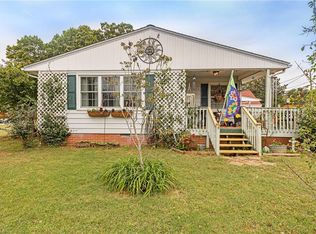 3713 Yanceyville St, Greensboro, NC 27405