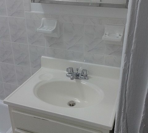3rd image of 2303 28th Ave APT 2D