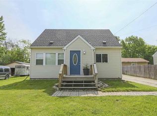 139 Lobdell Rd, Waterloo, IA 50701