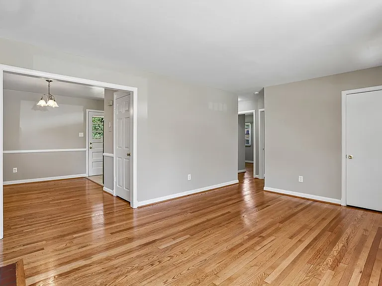 11105 Stillwater Ave — Photo 8