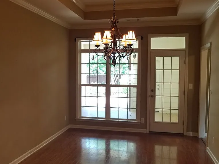 4707 Mitford Cir — Photo 6