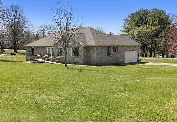 3rd image of 140 Brandi Way
