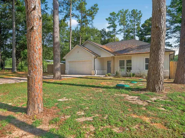 10997 Forest Ln, Frankston, TX 75763