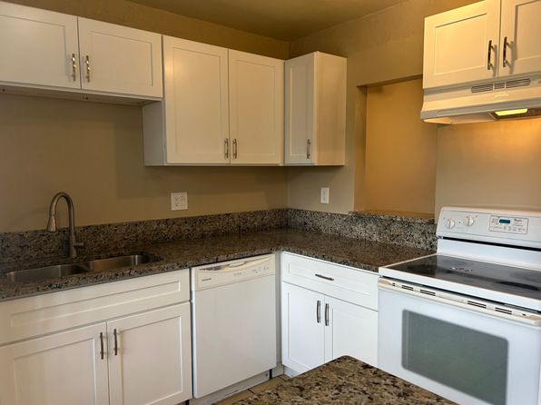 139 Sparrow Dr APT 3F