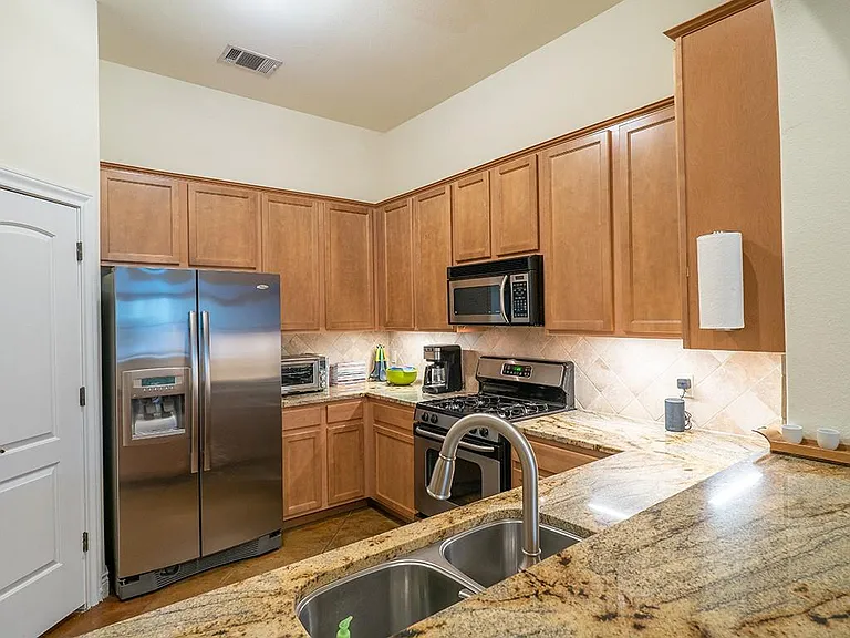 3609 Clawson Rd #B — Photo 8