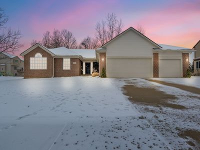 9582 Shelby Dr, White Lake, MI, 48386