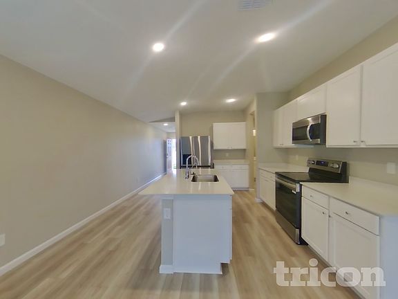 5th image of 2881 Grand Finale St