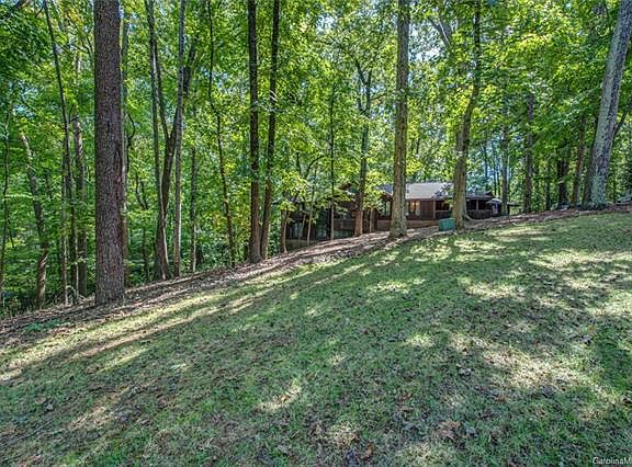 2nd image of 2967 Grampian Dr