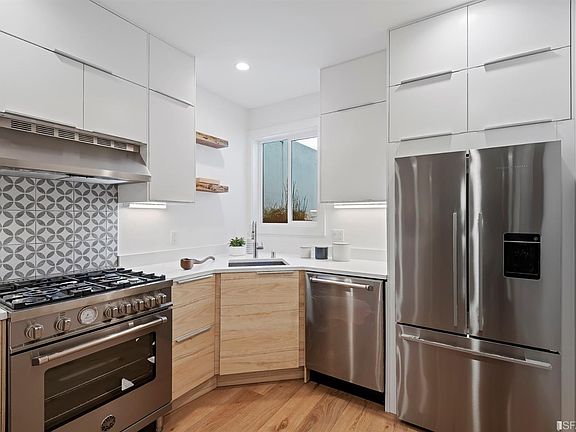 4th image of 1620 Broadway APT 7