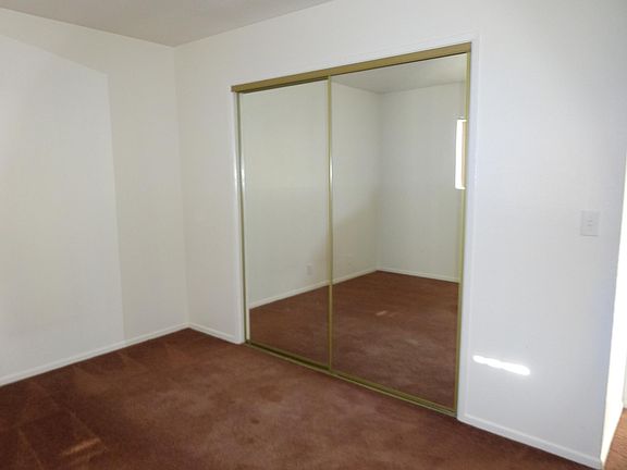 2nd image of 711 E Pleasant St APT B6