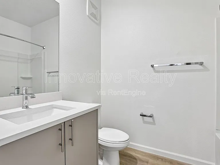 Venture Apartments — Photo 88