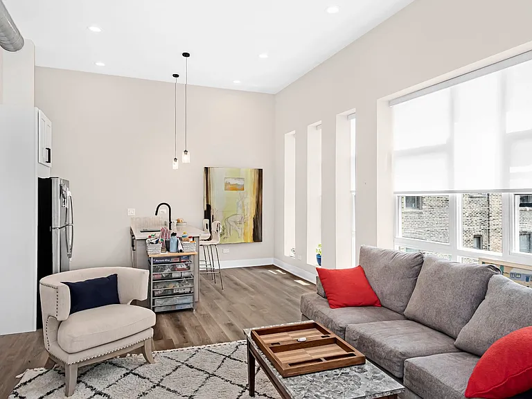 1218 W Lexington St — Photo 34