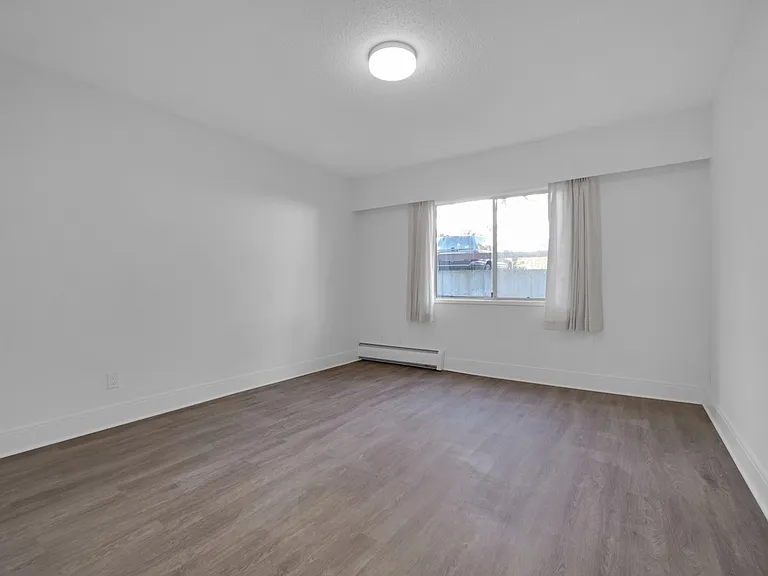 1160 Esquimalt Rd #307 — Photo 10