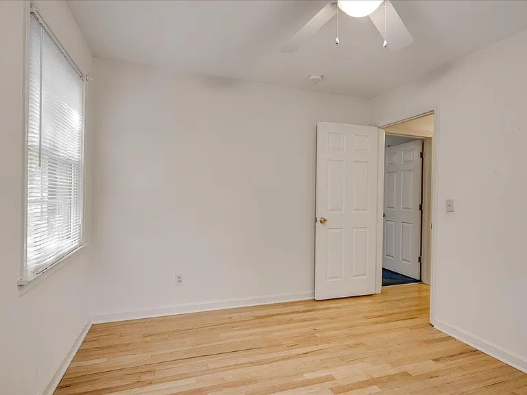 552 Whitehead Dr — Photo 23