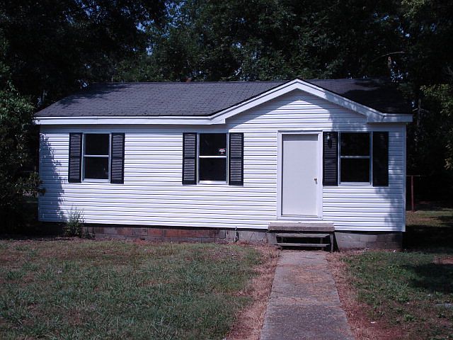 1st image of 1102 Louisiana St