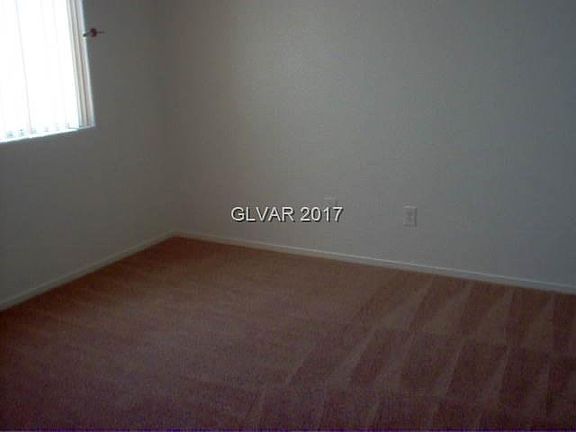 5th image of 8681 Keewatin Ct