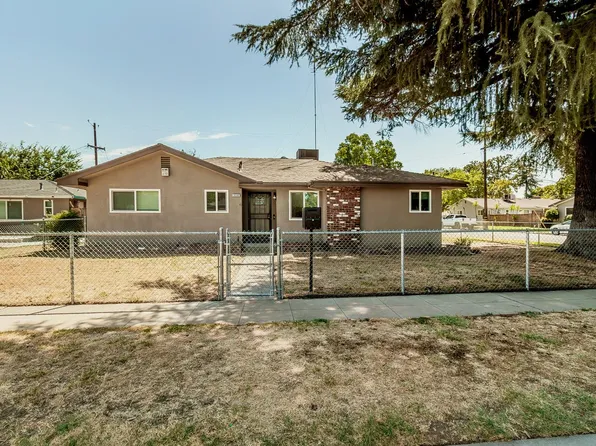 3688 N Anna St, Fresno, CA 93726