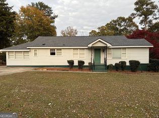 5607 Beaver Dr SW, Mableton, GA 30126