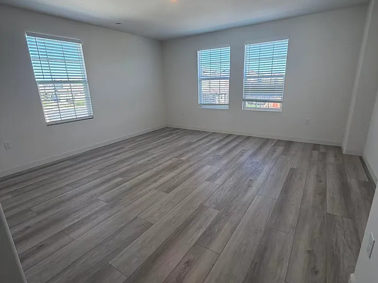 8345 Tempest Way — Photo 10