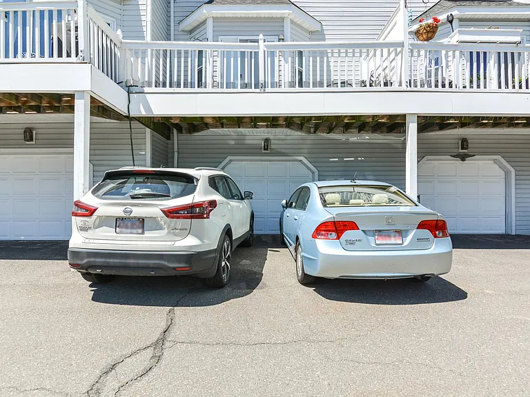 109 Salem St #205 — Photo 37