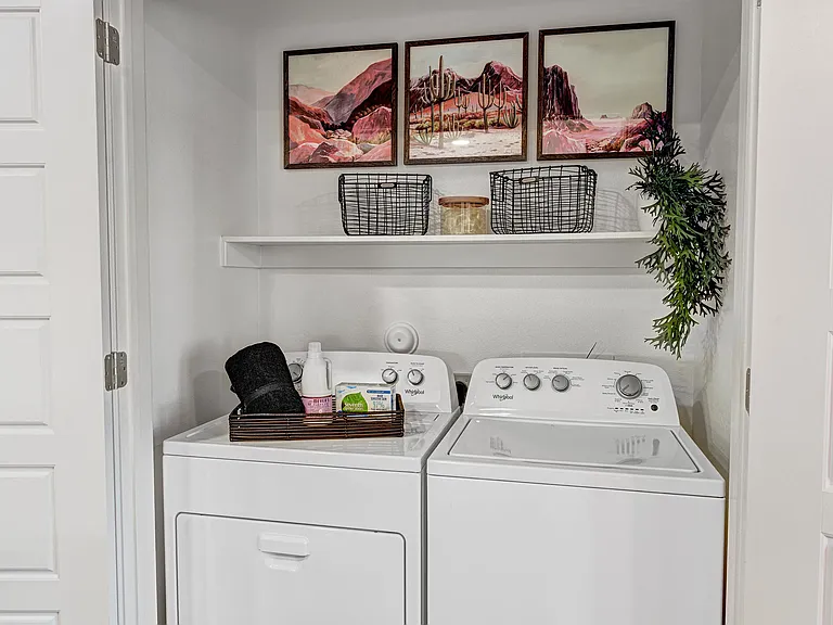 Full Size Washer/Dryer Included