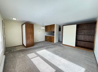 530 Burnett Ave N APT 12, Renton, WA 98057