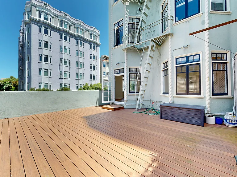 1305 Lombard St #1 — Photo 6