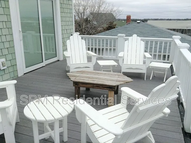 2A E Crane St — Photo 22