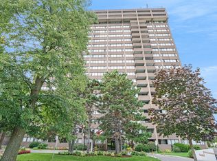 1285 Cahill Dr #2003, Ottawa, ON K1V9A7