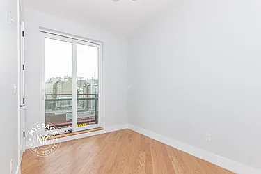 Rented by MySpaceNYC
