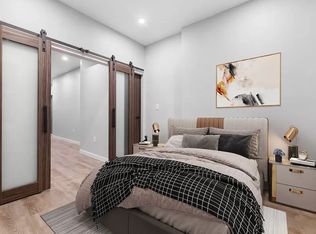 437 W 46th St #1SE, New York, NY 10036