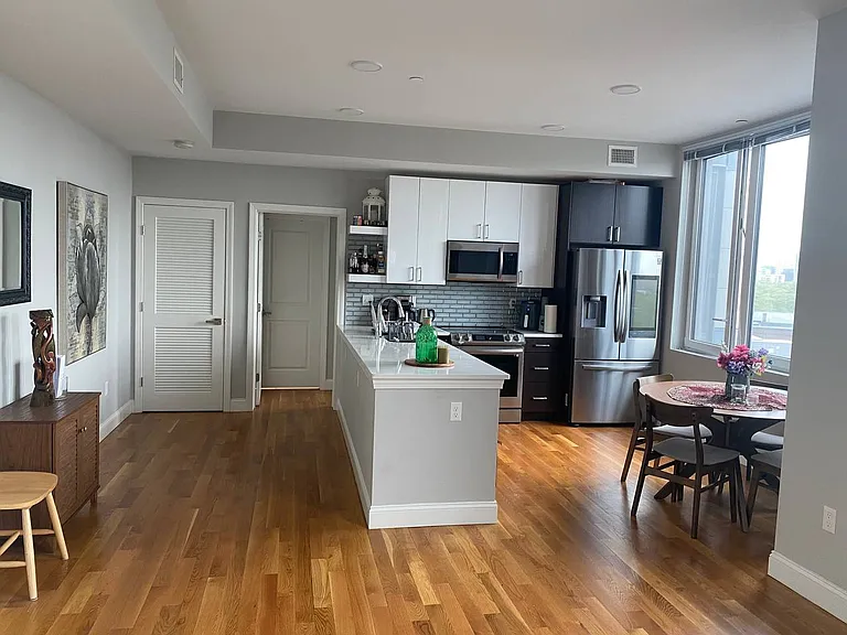 10 Taber St #504 — Photo 9