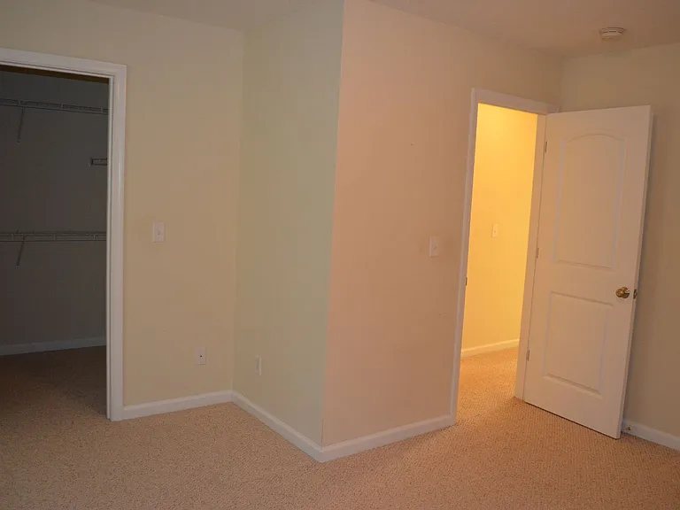 151 Turner Ave — Photo 12